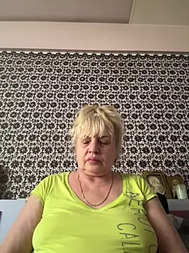 AnastasiaGrey777 online show from August 4, 2026, 4:44 pm