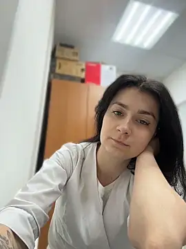 Snapshot of MissElya chatting on June 18, 2026, 4:23 pm MissElya online show from June 18, 2026, 4:23 pm