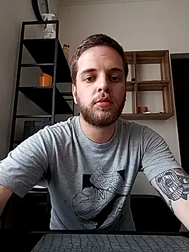 red69u online show from May 5, 2026, 5:05 pm