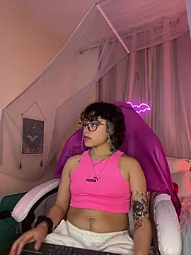 Lusiana   online show from June 25, 2026, 11:54 pm