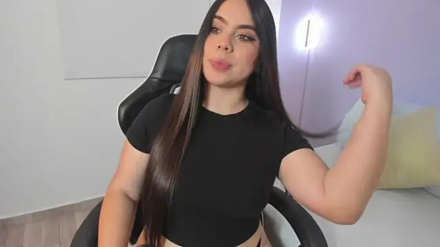 Snapshot of luna_blazze_ chatting on June 16, 2026, 12:16 pm luna blazze online show from June 16, 2026, 12:16 pm