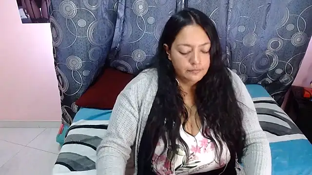 Snapshot of FabritziAPiel chatting on May 30, 2026, 4:12 pm FabritziAPiel online show from May 30, 2026, 4:12 pm