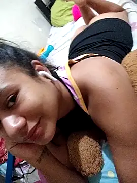 AntonellaMonroew online show from May 24, 2026, 2:39 pm