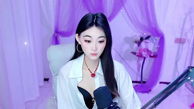Tili Lucky online show from May 17, 2026, 12:32 am