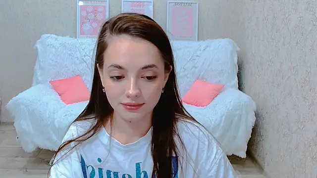 Snapshot of SiennaMia chatting on June 13, 2026, 2:26 pm SiennaMia online show from June 13, 2026, 2:26 pm