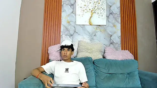 BOUL GUYS online show from May 19, 2026, 1:43 am