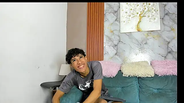 BOUL GUYS online show from June 17, 2026, 1:27 am