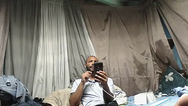 Camodick online show from March 16, 2026, 5:48 pm