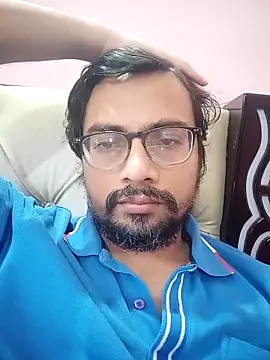 rajkink2222 online show from May 9, 2026, 10:51 am
