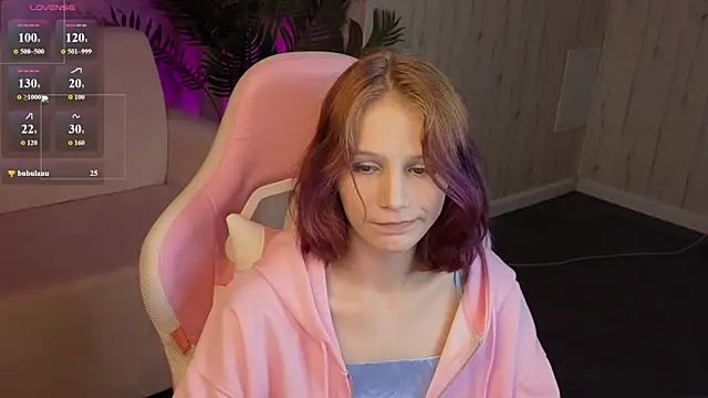 Snapshot of AliceJohansone chatting on June 11, 2026, 2:53 am AliceJohansone online show from June 11, 2026, 2:53 am