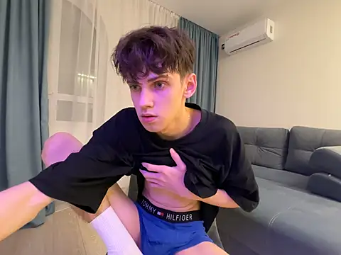 Ryann Desire online show from July 17, 2026, 4:48 pm