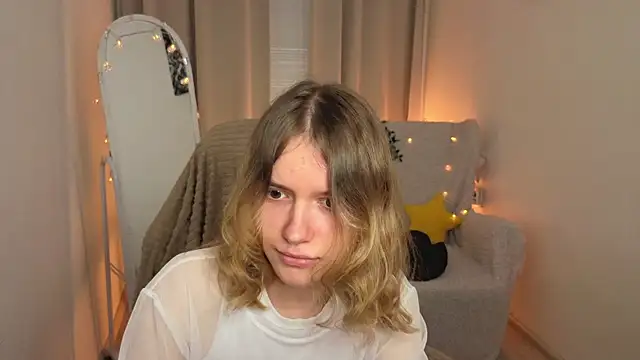 MilanaRayy online show from July 5, 2026, 5:36 am