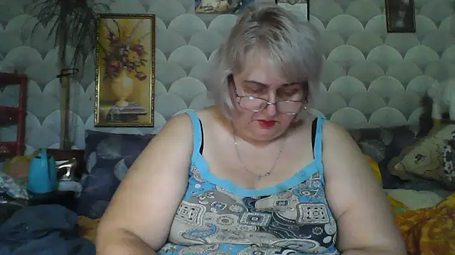 MarinaFarina53 online show from July 1, 2026, 6:14 am