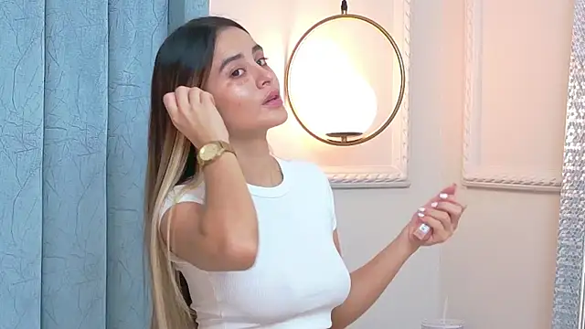 Serena-Virelli online show from June 18, 2026, 8:24 am