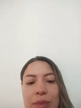 Annie-Latina online show from May 20, 2026, 5:21 pm
