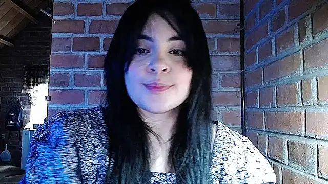 DarkRoseUwU online show from June 18, 2026, 9:20 pm