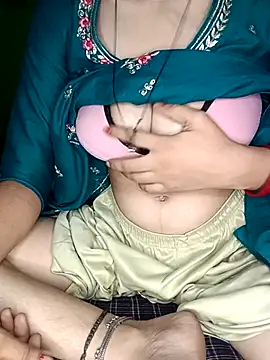 Snapshot of Sakshi_Bhabhi chatting on July 20, 2026, 6:10 pm Sakshi Bhabhi online show from July 20, 2026, 6:10 pm