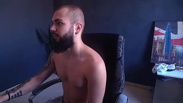 OscarWillss online show from June 20, 2026, 9:03 am