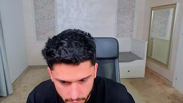 TroyWadee online show from May 20, 2026, 4:53 am