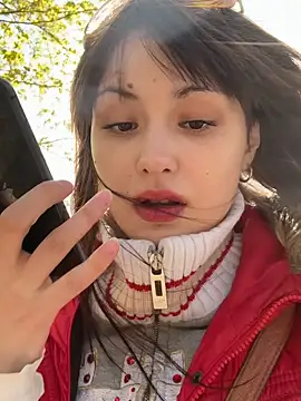 Lilith Risky online show from May 9, 2026, 12:52 pm
