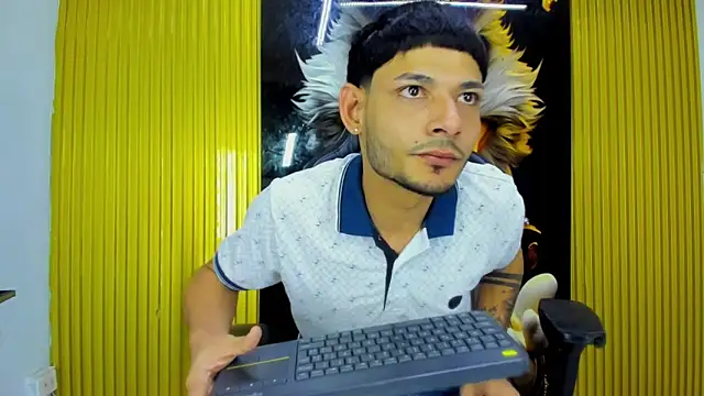 Sexy Boy203 online show from May 23, 2026, 8:19 pm