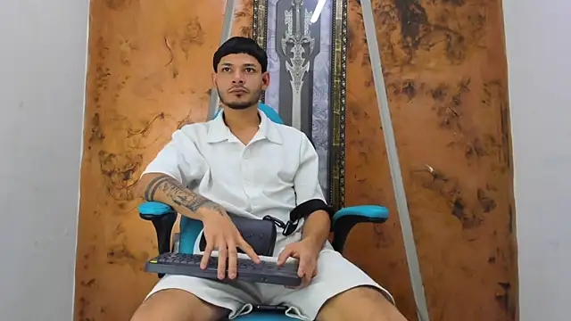 Sexy Boy203 online show from May 27, 2026, 8:27 pm