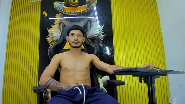 Sexy Boy203 online show from May 21, 2026, 8:06 pm