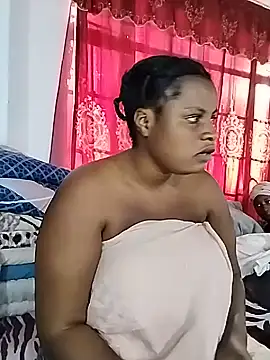 JuicyHoney 01 online show from July 24, 2026, 6:09 am