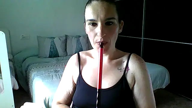 aurasensual69 online show from May 16, 2026, 3:33 pm
