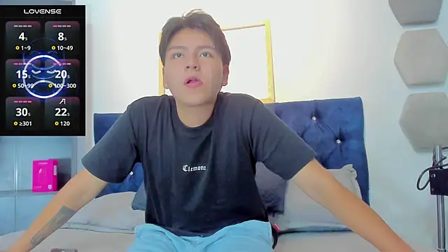  maximo 1 online show from June 2, 2026, 8:09 pm