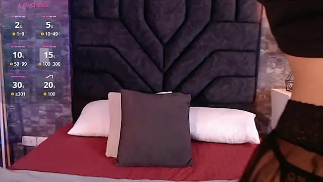 Snapshot of Mily_Fg chatting on June 23, 2026, 3:04 am Mily Fg online show from June 23, 2026, 3:04 am