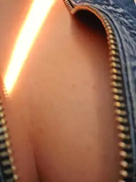 Snapshot of MILFBARBY chatting on October 4, 2025, 7:21 am MILFBARBY online show from October 4, 2025, 7:21 am