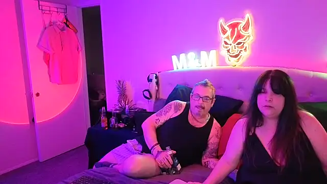 DreamyCouple11 online show from May 11, 2026, 6:05 pm