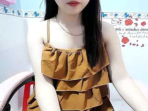 Emilysexy cut online show from May 13, 2026, 5:36 am
