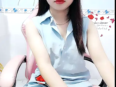 Snapshot of Emilysexy_cut chatting on June 28, 2026, 4:30 am Emilysexy cut online show from June 28, 2026, 4:30 am
