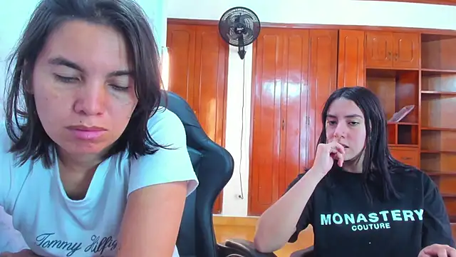 Soffy and Emily online show from July 6, 2026, 3:03 pm