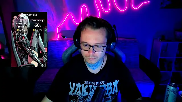 MeLanXolik online show from June 7, 2026, 8:47 pm