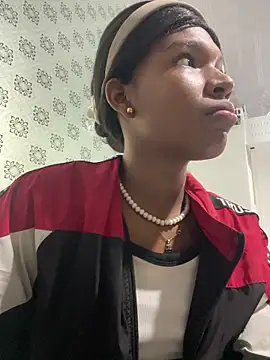Liss Love1 online show from June 28, 2026, 3:02 am