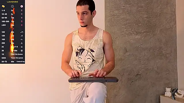 Snapshot of isaacblaze_ chatting on June 6, 2026, 3:56 am isaacblaze online show from June 6, 2026, 3:56 am
