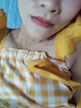Snapshot of Logii_x chatting on July 6, 2026, 3:03 pm Logii x online show from July 6, 2026, 3:03 pm