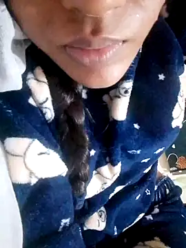 ayanloveannu online show from July 28, 2026, 1:32 pm