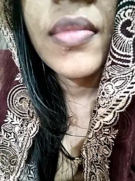 ayanloveannu online show from June 30, 2026, 6:52 pm