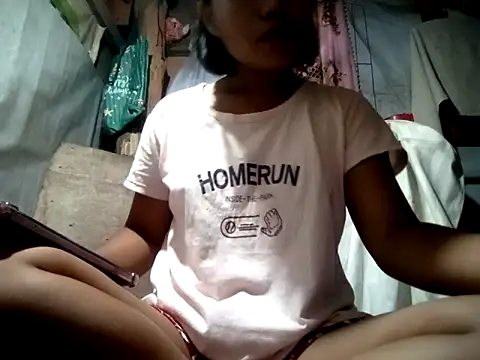 shy asianluna22 online show from June 19, 2026, 10:04 pm