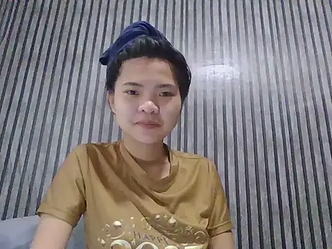 Snapshot of DivesOmnibus chatting on June 6, 2026, 12:27 am DivesOmnibus online show from June 6, 2026, 12:27 am