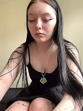 Naomi Lanee online show from May 14, 2026, 9:17 am