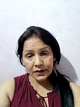 simmy14321 online show from June 3, 2026, 5:28 pm