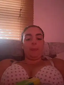 LexiXXoo online show from July 15, 2026, 8:05 pm
