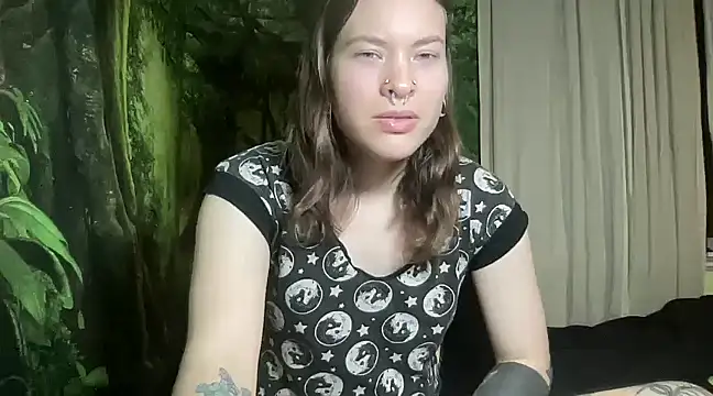 mo0ngoddess online show from February 12, 2025, 2:45 am