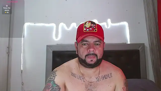 perverseveteranmanxxx online show from November 26, 2025, 2:06 pm