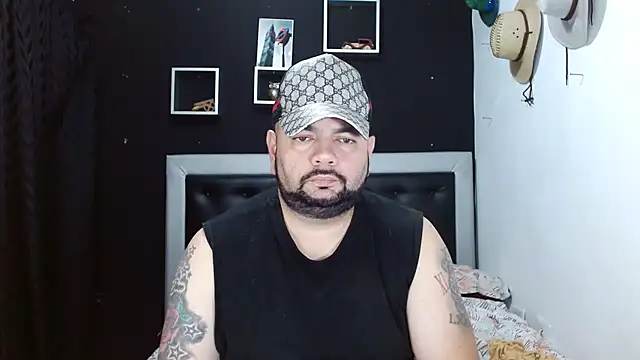 perverseveteranmanxxx online show from February 18, 2025, 3:21 am